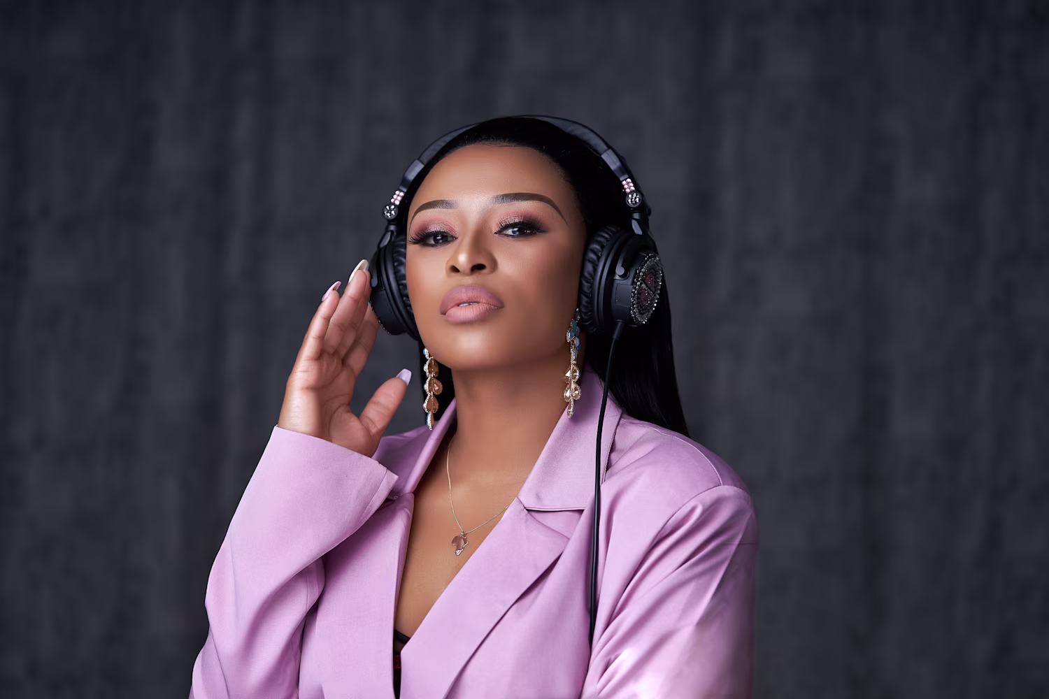 Dj Zinhle